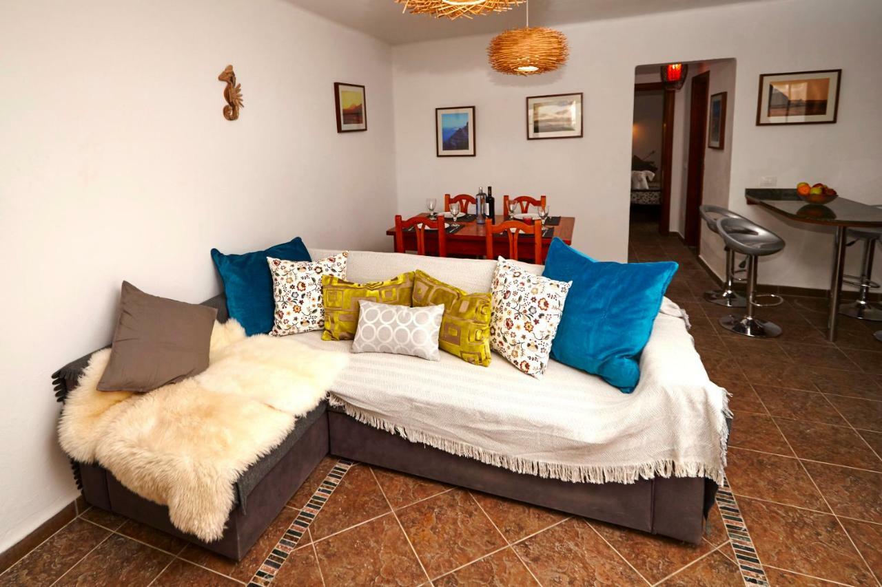 Casa Margarita - Shared Pool - Close To Seafront Promenade Punta Mujeres Exterior photo